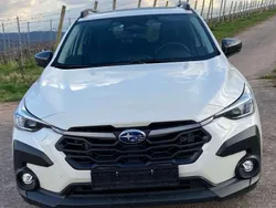Weiß Gebraucht 2024 Subaru Crosstrek Limousine | 29.990 € (Guter Preis)