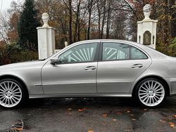 Silber Gebraucht 2007 Mercedes E320 Limousine | 6.500 € (Fairer Preis)