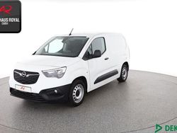 Jade weiss Gebraucht 2022 Opel Combo Edition Van / Kleinbus | 13.480 € (Guter Preis)