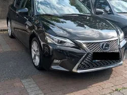 Schwarz Gebraucht 2017 Lexus CT200h Luxury Line Limousine | 16.900 € (Fairer Preis)