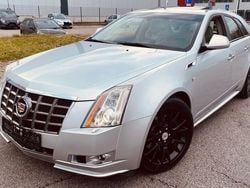 Silber Gebraucht 2012 Cadillac CTS Kombi | 11.999 €
