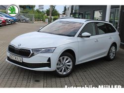 Weiss Neu 2025 Skoda Octavia Selection Kombi | 36.690 € (Etwas zu teuer)