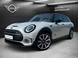Silber Gebraucht 2022 Mini Cooper Clubman Kombi | 32.380 € (Teuer)