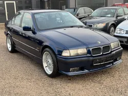 Blau Gebraucht 1994 BMW 316 M Sport Limousine | 6.500 €