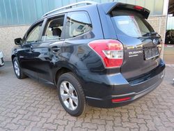 Grau Gebraucht 2015 Subaru Forester Comfort SUV | 14.000 € (Guter Preis)