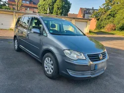 Grau Gebraucht 2007 VW Touran Van / Kleinbus | 4.490 € (Fairer Preis)