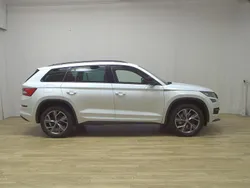 Weiss Gebraucht 2021 Skoda Kodiaq SportLine SUV | 26.980 € (Superpreis)