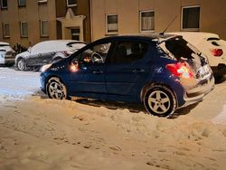 Blau Gebraucht 2006 Peugeot 207 Kleinwagen | 1.700 € (Fairer Preis)