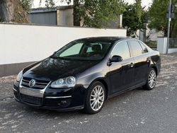 Schwarz Gebraucht 2006 VW Jetta Sportline Limousine | 1.549 € (Superpreis)