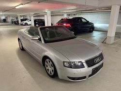 Silber Gebraucht 2003 Audi A4 Cabriolet Design Cabrio | 3.999 € (Etwas zu teuer)
