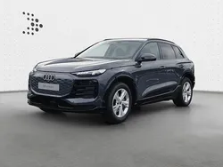 Magnetgrau Gebraucht 2025 Audi Q6 e-tron Ambiente SUV | 58.890 € (Guter Preis)