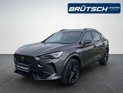Kliffgrau metallic Gebraucht 2024 Cupra Formentor VZ SUV | 40.980 € (Fairer Preis)