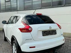 Weiß Gebraucht 2010 Nissan Juke Acenta SUV | 4.999 € (Fairer Preis)