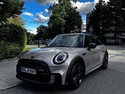 Beige Gebraucht 2023 Mini John Cooper Works Kleinwagen | 25.000 € (Guter Preis)