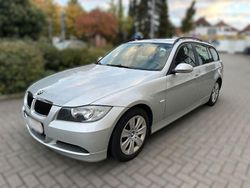 Silber Gebraucht 2008 BMW 320 Kombi | 4.390 € (Guter Preis)