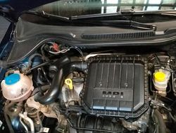 Blau Gebraucht 2017 VW Polo Comfortline Kleinwagen | 8.419 €