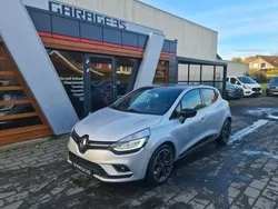 Grau Gebraucht 2019 Renault Clio IV Bose Edition Limousine | 8.790 € (Guter Preis)