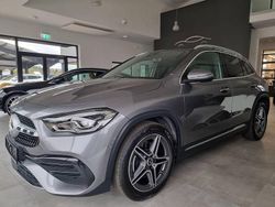 Grau Gebraucht 2024 Mercedes GLA200 AMG SUV | 38.800 € (Guter Preis)