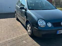 Grau Gebraucht 2003 VW Polo Kleinwagen | 250 € (Guter Preis)