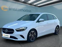 Weiß Gebraucht 2024 Mercedes B220 Van / Kleinbus | 34.599 € (Superpreis)