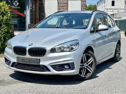 Silber Gebraucht 2016 BMW 218 Active Tourer Sport Line Van / Kleinbus | 7.350 € (Guter Preis)