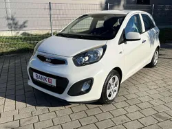 Weiß Gebraucht 2014 Kia Picanto FIFA World Cup Edition Kleinwagen | 3.950 € (Guter Preis)