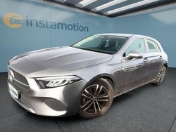 Grau Gebraucht 2023 Mercedes A180 Limousine | 27.799 € (Fairer Preis)