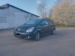 Schwarz Gebraucht 2007 Toyota Corolla Verso Van / Kleinbus | 2.990 € (Fairer Preis)