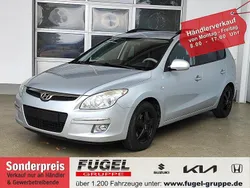 Silber Gebraucht 2009 Hyundai i30 Comfort Kombi | 2.499 € (Guter Preis)