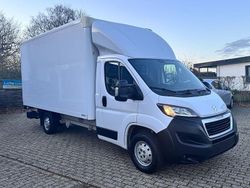 Weiß Gebraucht 2022 Peugeot Boxer Van | 29.500 €