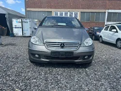 Grau Gebraucht 2005 Mercedes A200 Kleinwagen | 3.900 € (Fairer Preis)