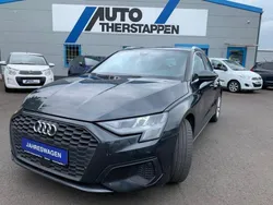 Grau Gebraucht 2024 Audi A3 Sportback Limousine | 26.790 € (Fairer Preis)