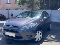 Grau Gebraucht 2010 Ford Fiesta Kleinwagen | 2.000 € (Guter Preis)