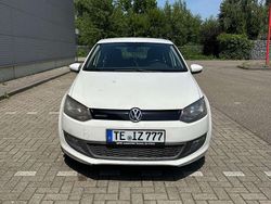 Weiß Gebraucht 2012 VW Polo Limousine | 4.500 € (Etwas zu teuer)