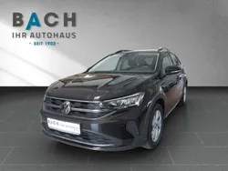 Deep black perleffekt Gebraucht 2022 VW Taigo Life SUV | 20.699 € (Guter Preis)
