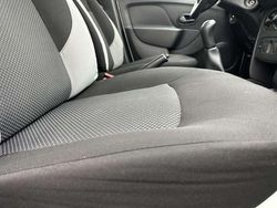 Weiß Gebraucht 2016 Dacia Logan Ambiance | 7.850 € (Fairer Preis)