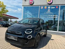 Schwarz Gebraucht 2022 Fiat 500e La Prima Limousine | 18.657 € (Guter Preis)