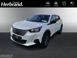 Lack weiss perlglänzend/typ au Gebraucht 2022 Peugeot e-2008 Active SUV | 19.890 € (Guter Preis)