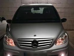 Silber Gebraucht 2005 Mercedes B150 Van / Kleinbus | 2.800 € (Fairer Preis)
