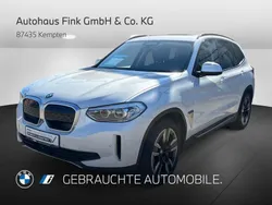 Mineralweiss (metallic) Gebraucht 2021 BMW iX3 Shadowline SUV | 32.960 € (Fairer Preis)