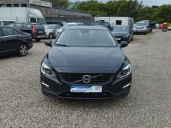 Blau Gebraucht 2015 Volvo S60 Limousine | 13.369 € (Fairer Preis)