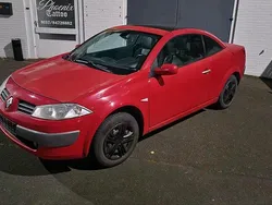 Rot Gebraucht 2005 Renault Mégane Cabriolet Cabrio | 2.500 € (Fairer Preis)