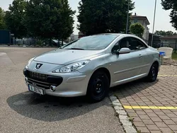 Silber Gebraucht 2006 Peugeot 307 CC Cabrio | 3.200 € (Fairer Preis)