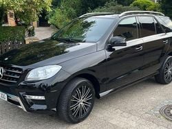Schwarz Gebraucht 2014 Mercedes ML350 SUV | 16.800 € (Guter Preis)