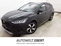 Obsidianschwarz Gebraucht 2024 Ford Focus Active X Kombi | 29.890 € (Etwas zu teuer)