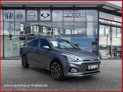 Grau Gebraucht 2020 Hyundai i20 Trend Limousine | 11.790 € (Superpreis)