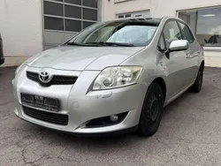Silber Gebraucht 2007 Toyota Auris Kleinwagen | 5.999 € (Fairer Preis)