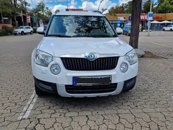 Weiß Gebraucht 2011 Skoda Yeti SUV | 3.290 € (Guter Preis)