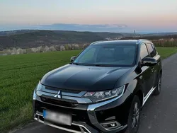 Schwarz Gebraucht 2021 Mitsubishi Outlander Plus SUV | 22.900 € (Fairer Preis)