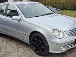 Silber Gebraucht 2006 Mercedes C180 Sport Edition Limousine | 9.999 €